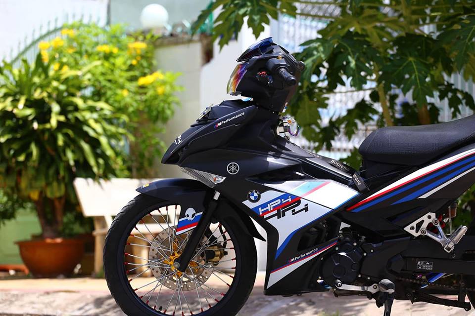 Exciter 150 do phong cach HP4 BMW day the thao - 7