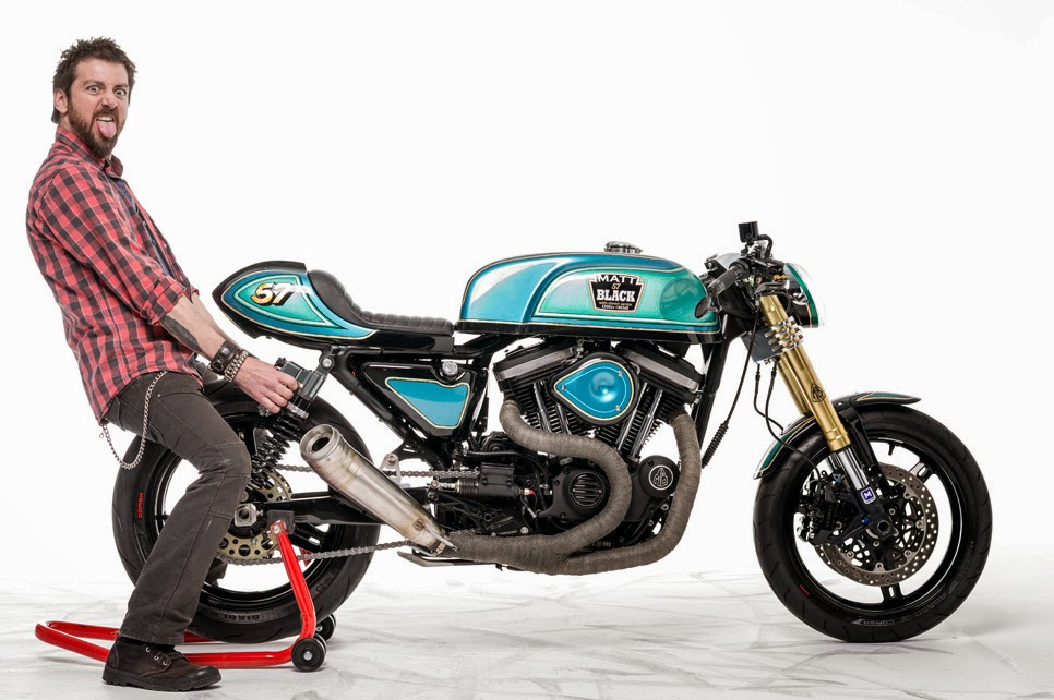 Harley Davidson Sportster 883 ban do Cafe Racer den tu Matt Black Customs - 7