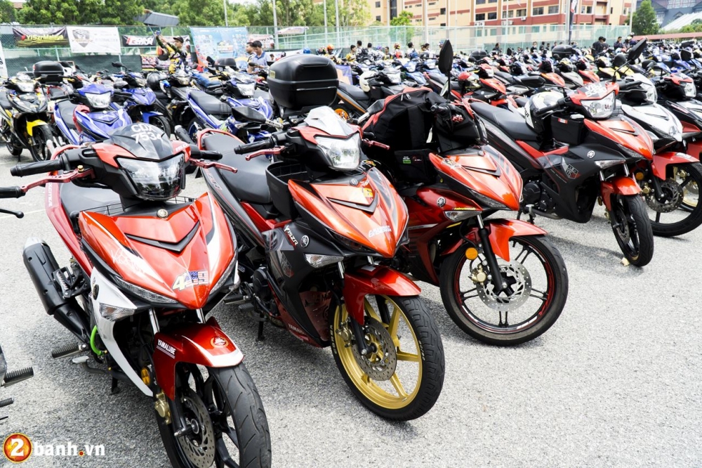 Hon 5000 biker tham gia ngay hoi Mega Gathering Y15ZR Malaysia tai MITC Melaka - 3