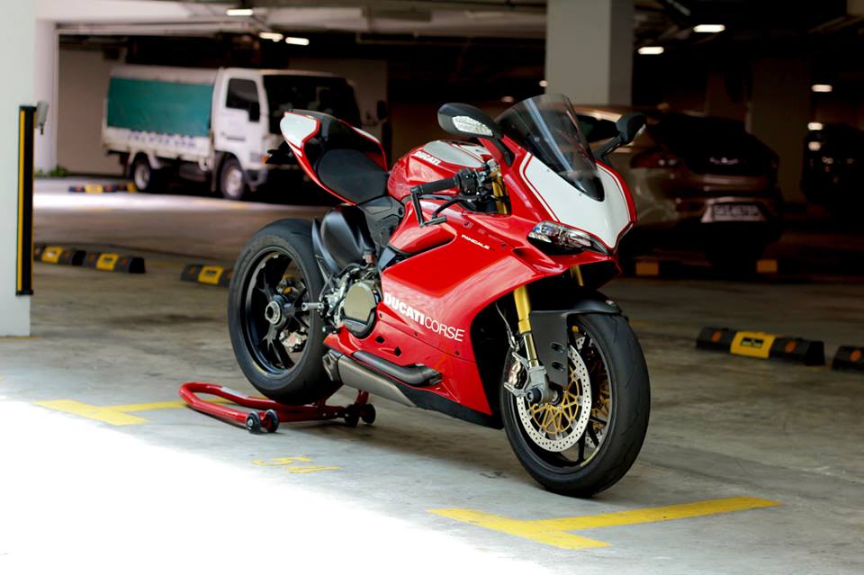 Man nhan voi Superbike Ducati 1299 Panigale S do cuc chat - 3
