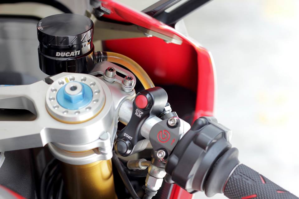 Man nhan voi Superbike Ducati 1299 Panigale S do cuc chat - 5