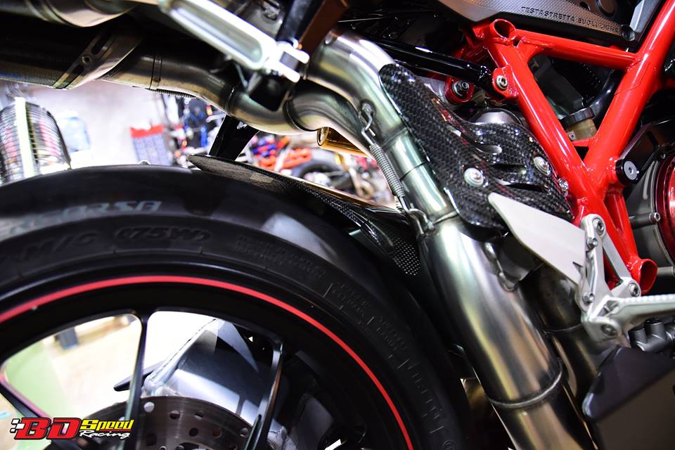 Ducati 1098S Huyen thoai Ferrari 2 banh phuc hoi nhan pham day hap dan - 7