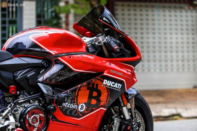 Ducati 959 Panigale do chat choi theo phong cach Bitcoin - 8