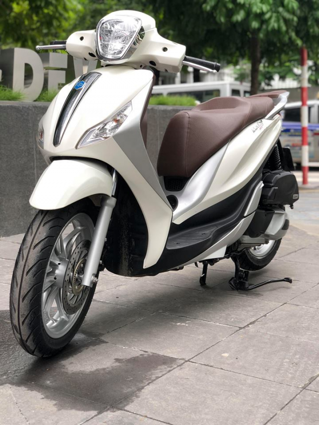 Piaggio Medley abs 3vie 2016 29V 29005 mau trang moi 99 gap 49tr500