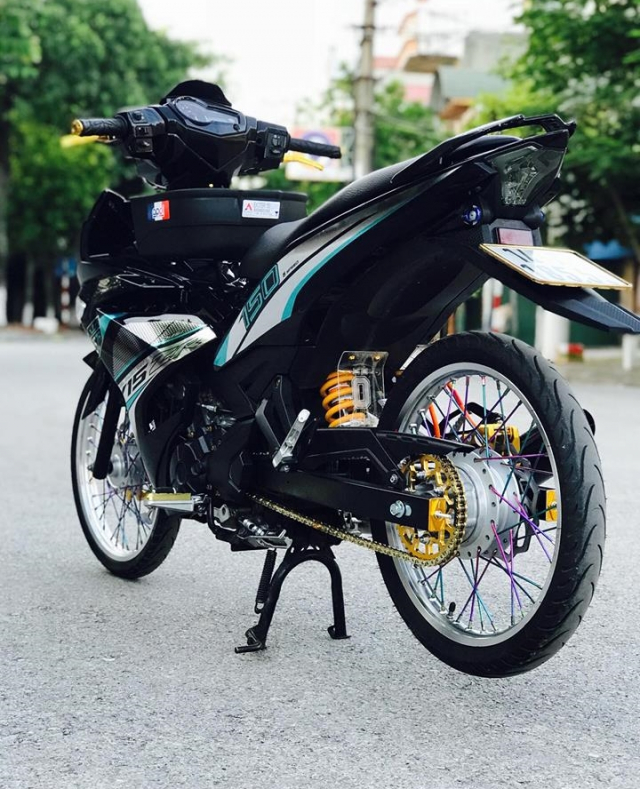 Tron mat truoc Exciter 150 do doi chan sieu ben cua biker Quang Ninh - 10