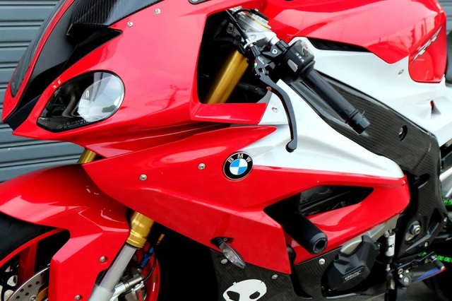 BMW S1000RR Quy du trong bo canh do cuc chat - 5