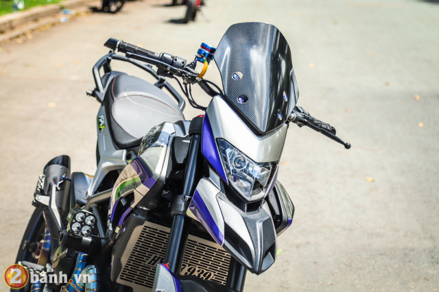 Ducati Hyperstrada Manh thu day loi cuon tren duong pho Viet - 5