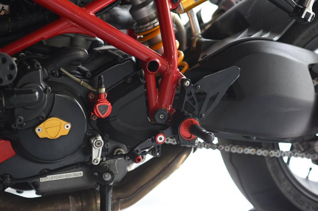 Ducati Streetfighter 1100 noi bat voi dan option Gilles Tooling - 4
