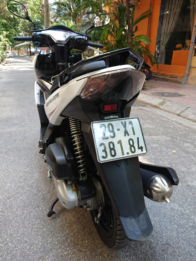 Honda Air Blade 125 moi 2016 chinh chu it dung 32tr500 - 2