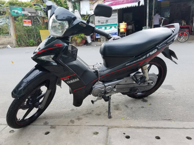 Yamaha Sirius Fi mau den du xe it chay nen ban
