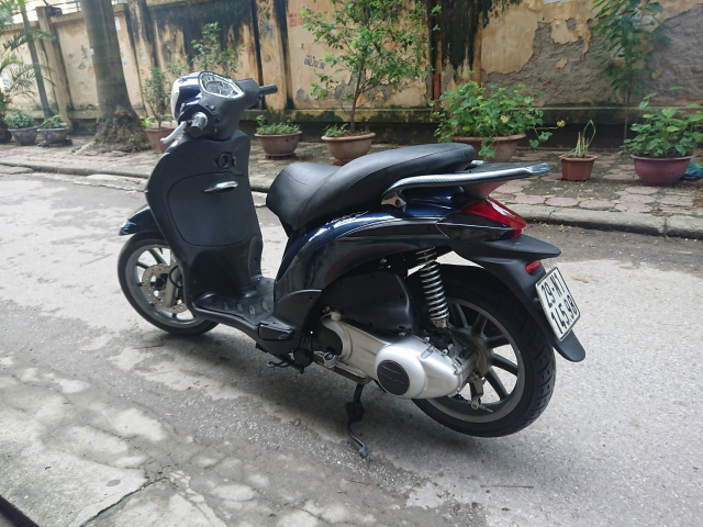 Ban xe Liberty 125ie Xanh 2012 full dan nhap su dung con moi