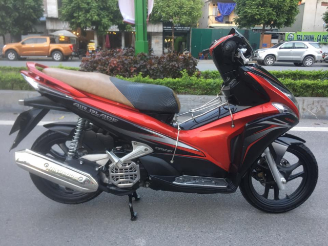Honda Airblade 110 Fi mau do den Sport bien HN 29S6_07738