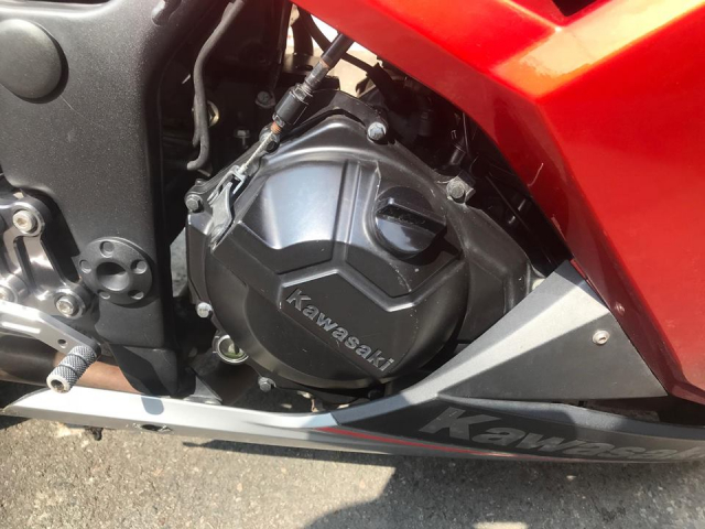 Kawasaki ninja 300 abs 2015 mau cam den - 3