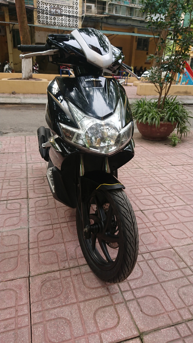 Rao ban Honda Airblade fi 2010 chuan doi nguyen ban cuc chat
