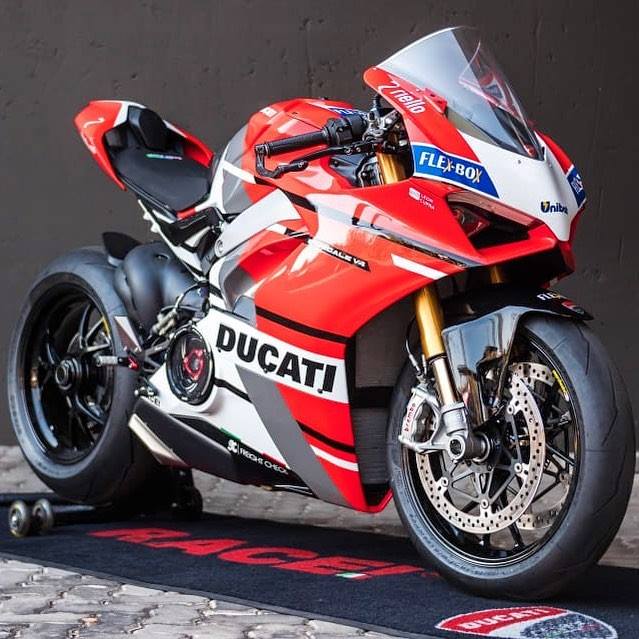 Ducati Panigale V4 do dien mao cach tan theo phong cach MotoGP - 3