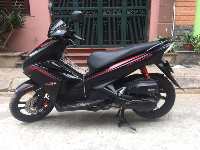 Honda Air blade 125fi Black Edition 2016 den mo chinh chu bien HN - 2