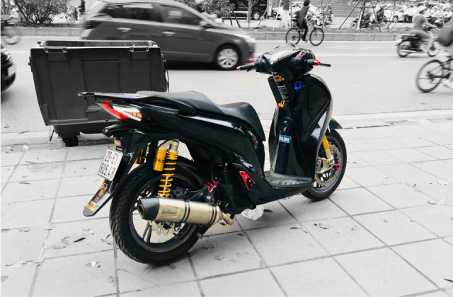 Sh150 do sieu khung voi dan chan Ohlins truocsau cuc chat - 8