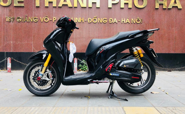 Sh150 do sieu khung voi dan chan Ohlins truocsau cuc chat - 9