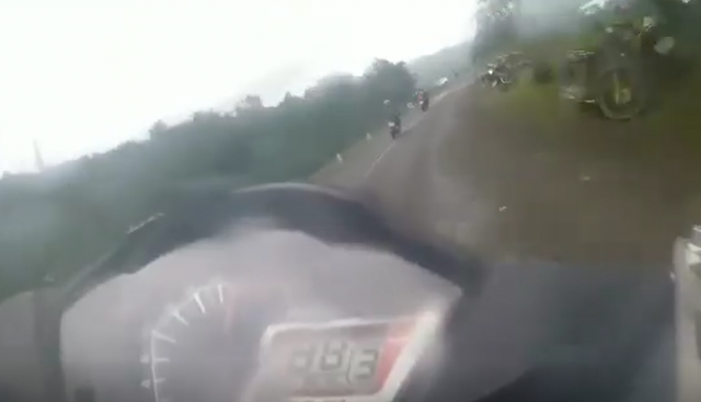 CLIP Winner 150 om cua toc do cao lao thang xuong vuc may man thoat chet - 3