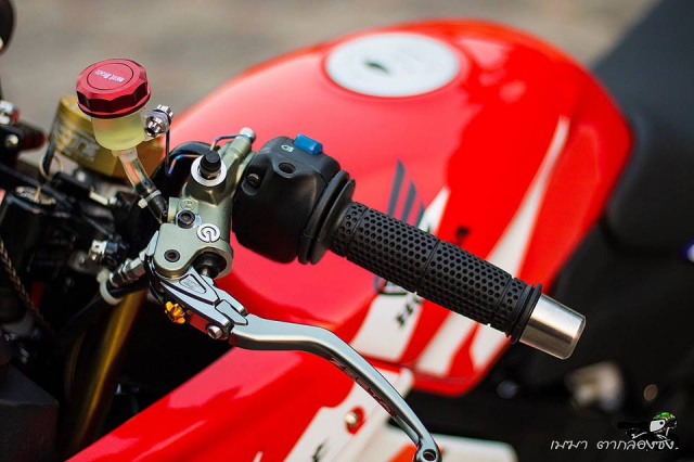 Honda LS125 Huyen thoai tai sinh trong ban do ma mi tu nuoc ban - 4