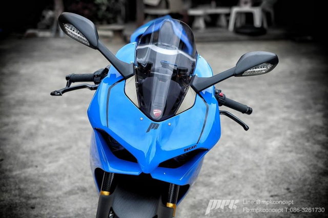 Ducati Panigale V4S New Blue do doc nhat tu truoc den nay - 3