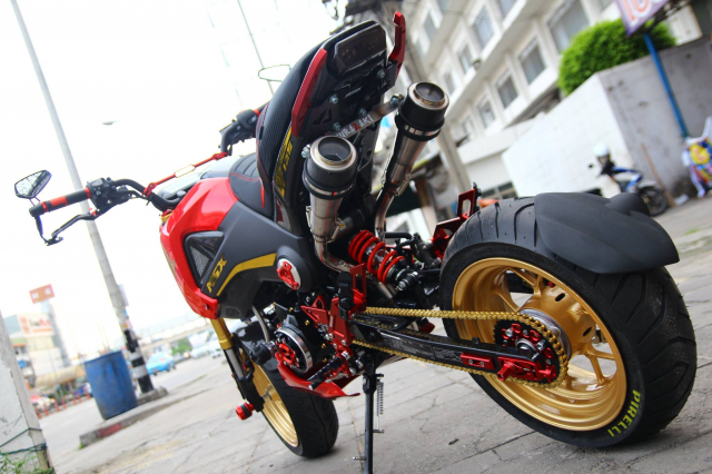 MSX 125 do he thong ong xa lay y tuong tu Ducati gay thich thu cho nguoi xem - 11