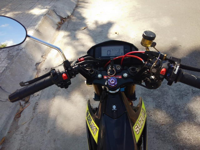 Satria 150 do co bap voi dan chan Upside down ma bao tay choi xe ao uoc - 4