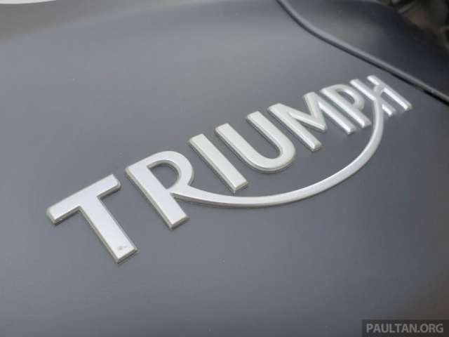 Can canh Triumph Speed Triple 1050 RS 2019 duoc trang bi toi tan voi muc gia vo cung hap dan - 21