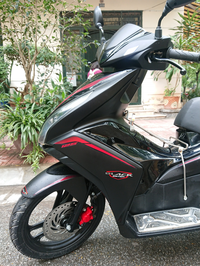 Honda Air blade 125fi Black Edition 2015 den mo chinh chu bien HN - 4