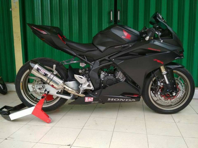 Honda CBR250RR ban do hoan hao tuyet doi voi dan chan tu cac anh lon - 3