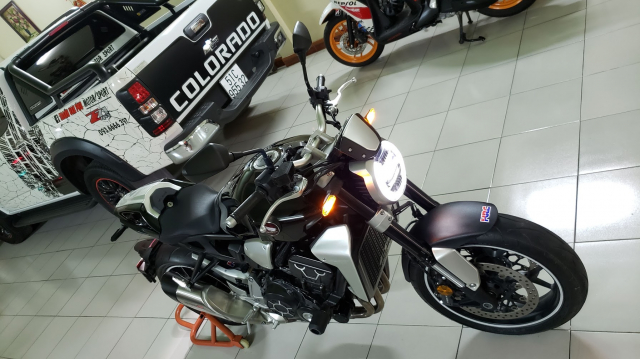 Ban Honda CB1000R Plus 102018 YHQCNSaigon so depodo 4k - 36