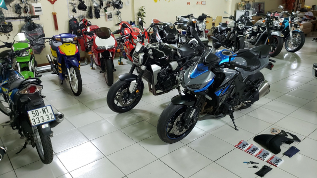 Ban Honda CB1000R Plus 102018 Y va Kawasaki Z1000 82018 Chau Au - 5
