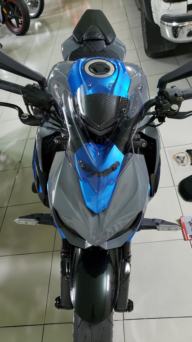 Ban Honda CB1000R Plus 102018 Y va Kawasaki Z1000 82018 Chau Au - 7
