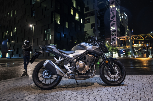 CB500F 2019 bat dau duoc mo ban tai cua hang Honda Moto tu 2905