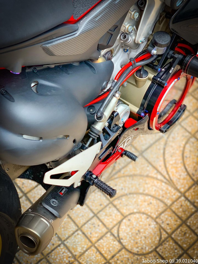 Ducati Panigale V4 do me hoac voi phong cach WSBK cua Biker Viet - 10