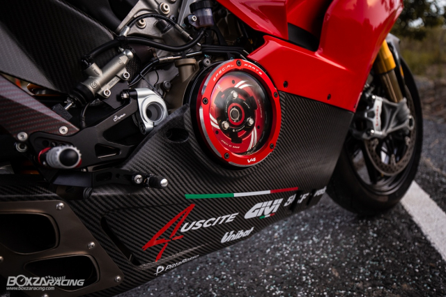 Ducati Panigale V4 S do Ban dung voi phong cach dao pho - 9