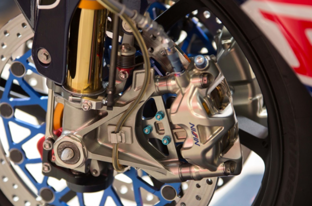 Honda CBR1000RRW 2019 voi thong so ky thuat day du san sang cho cuoc dua Suzuka 2019 - 6