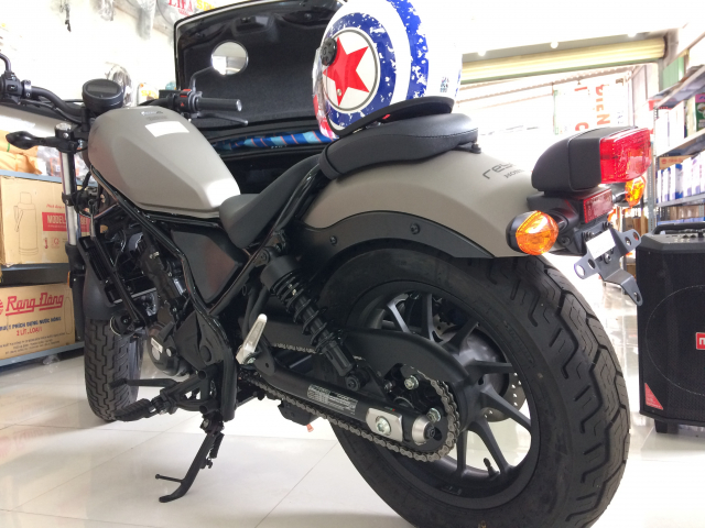 Moto Honda Rebel 300 nhap Thai - 2