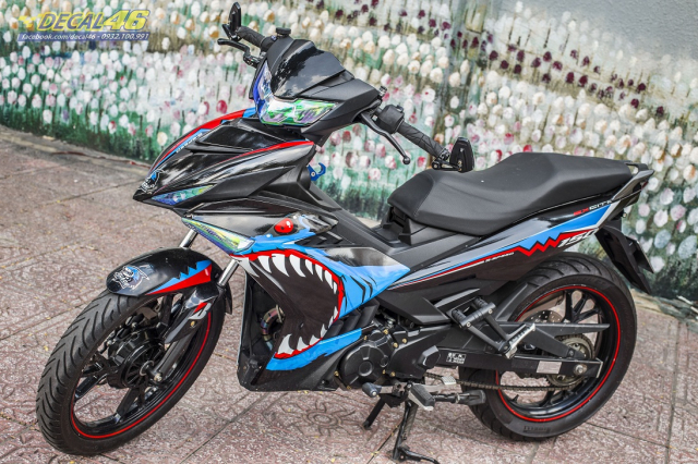 Tem trum Exciter 150 2019 Angry Shark xanh den do tai Decal46 - 6