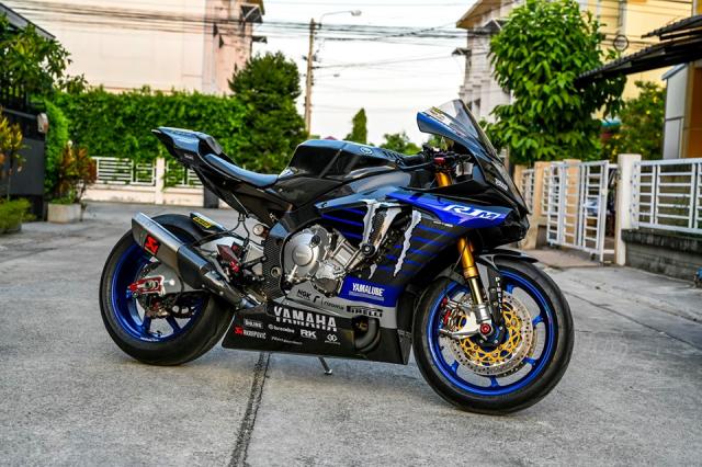 Yamaha R1M do nhay ben voi phong cach Monster GP 2019 - 3