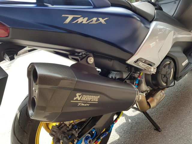 Yamaha TMax 530 do Ban nang cap hoan thien cua Biker Thai