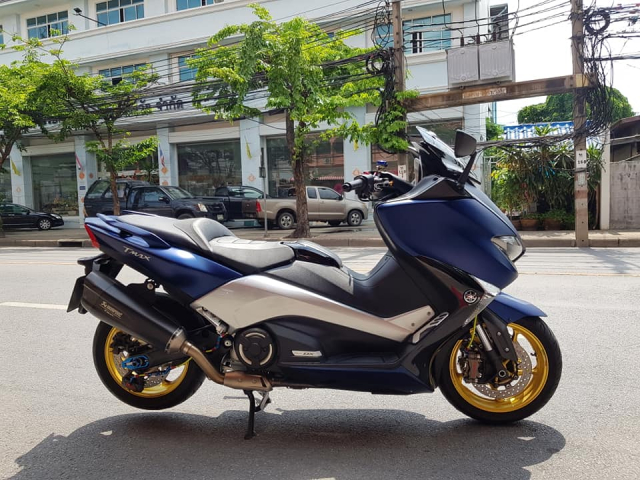 Yamaha TMax 530 do Ban nang cap hoan thien cua Biker Thai - 16