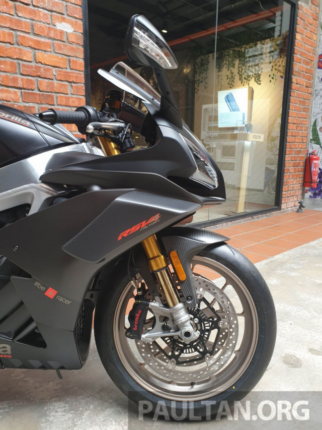 Can canh Aprilia RSV4 1100 Factory 2019 voi gia gan 1 ty VND - 16