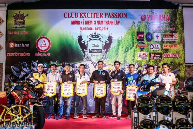 Club Exciter Passion 3 nam mot chang duong voi dong xe Yamaha Exciter - 23