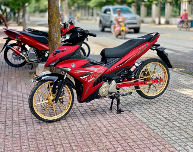 Exciter 150 do voi dan chan duoc keo dai mien man theo phong cach Drag - 7