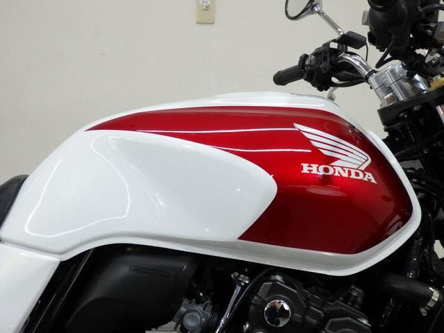 Can ban Honda CB 400 Super Four VTEC Revo phien ban 2015 mau do trang - 3