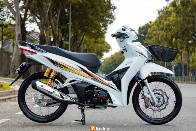 Future do man hoa than thanh Wave 125 dep nhu Ngoc Trinh cua biker Viet - 13
