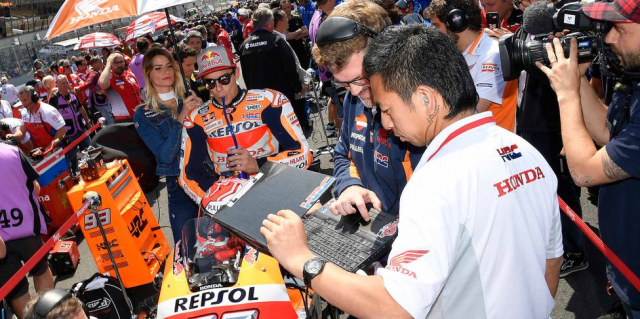 MotoGP 2019 Jorge Lorenzo se thoat ra khoi vong xoay tieu cuc de tham du GP Anh - 2