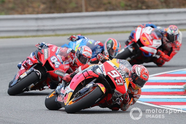 MotoGP 2019 Marquez da khien cac doi thu MotoGP khung hoang