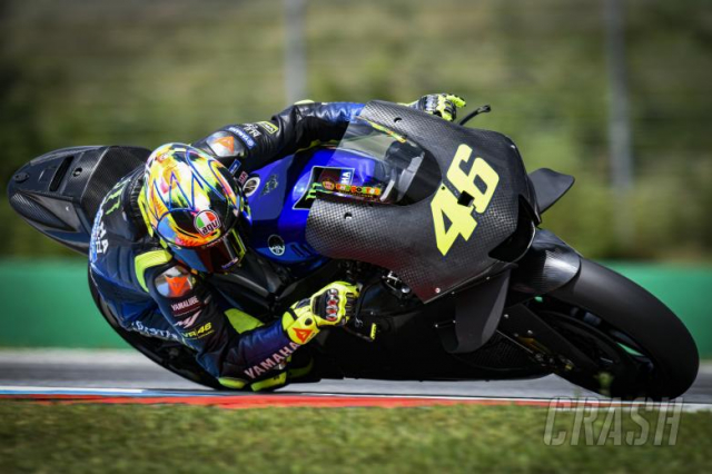 MotoGP 2019 Rossi lan dau thu nghiem Yamaha M1 2020 tai Cong Hoa Sec